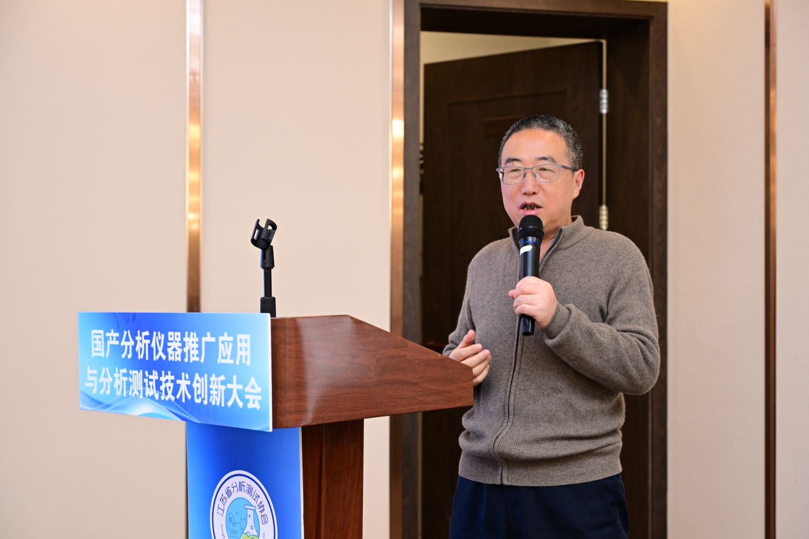 1762917177447062126.jpg 袁耀佐.jpg